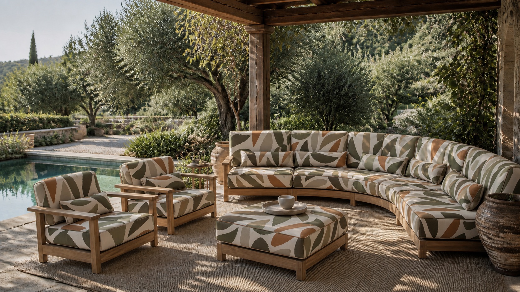 A garden lounge set upholstered in the ACANTHUS MODERN design.